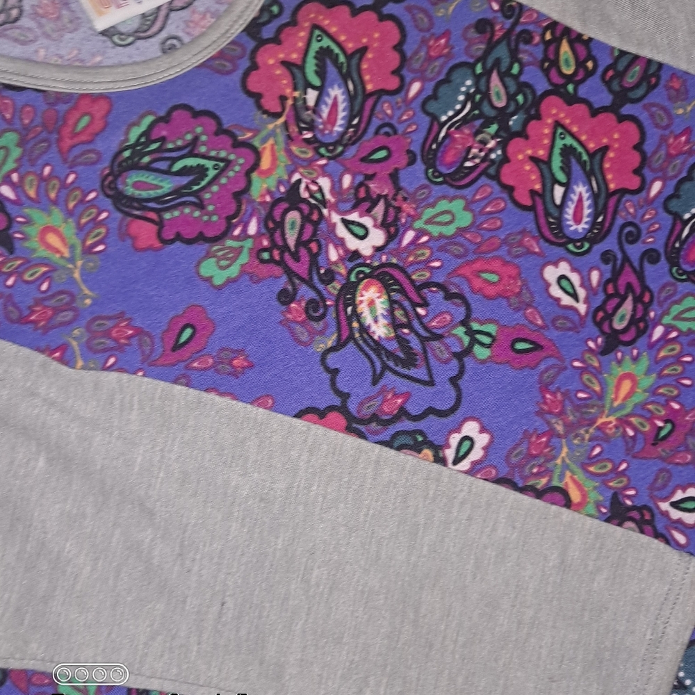 LulaRoe Randy Tee